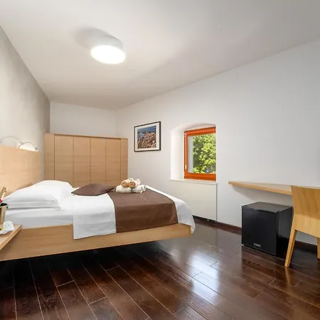 Boutique Wrungel 4*