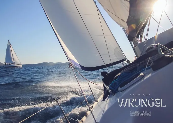 Boutique Wrungel 4* 브르사르