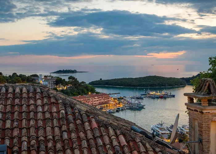 Boutique Wrungel 4* 브르사르