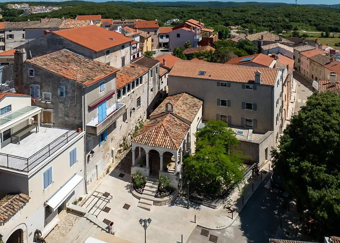 Boutique Wrungel 4* 브르사르